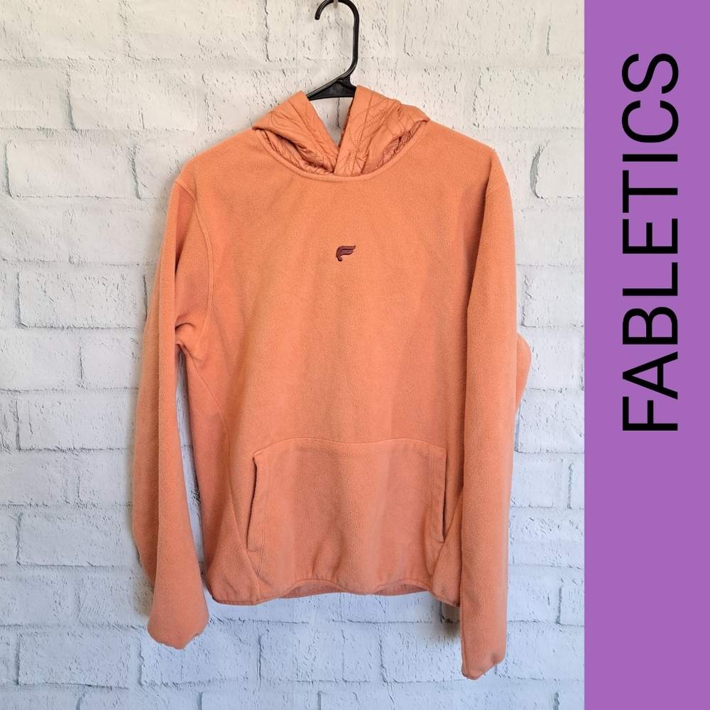 Warm Fabletics hoodie
